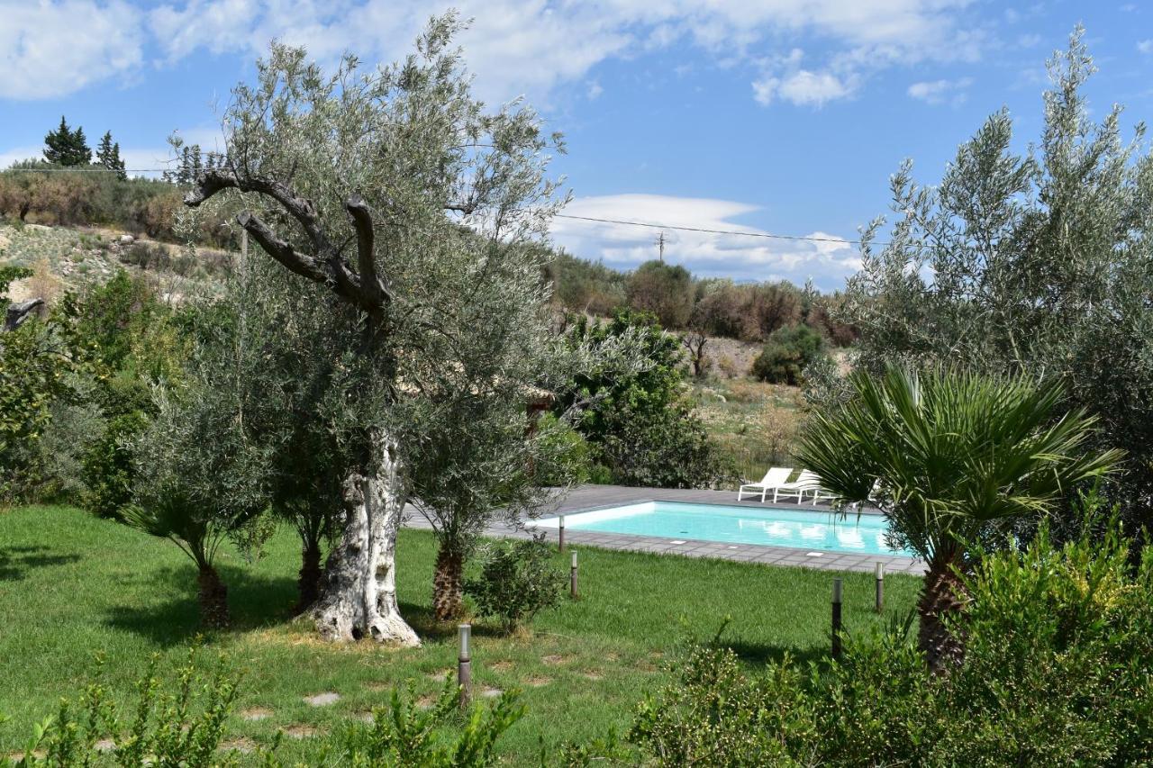 Vecchia Dimora Resort Centuripe Exterior photo
